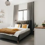 Apartment Elegance C8 Rooftop Spa&gym Mountain&seeview *