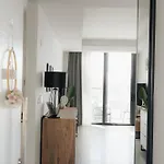 Elegance C8 Rooftop Spa&gym Mountain&seeview Apartment *