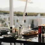 Elegance C8 Rooftop Spa&gym Mountain&seeview Apartment