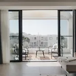 Elegance C8 Rooftop Spa&gym Mountain&seeview * Agios Georgios (Girne)