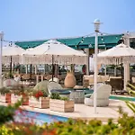 Apartment Elegance C8 Rooftop Spa&gym Mountain&seeview