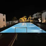 Appartement Elegance C8 Rooftop Spa&gym Mountain&seeview Agios Georgios (Girne)