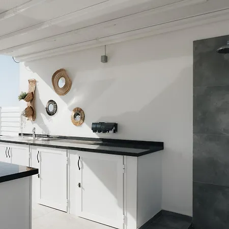 Apartment Elegance C8 Rooftop Spa&gym Mountain&seeview
