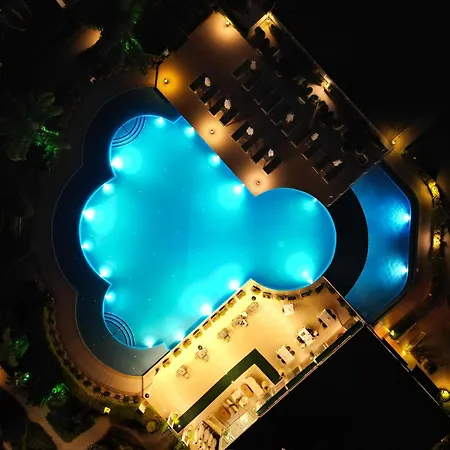 Elegance C8 Rooftop Spa&gym Mountain&seeview Agios Georgios (Girne)
