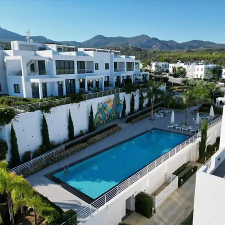 Elegance C8 Rooftop Spa&gym Mountain&seeview Apartment